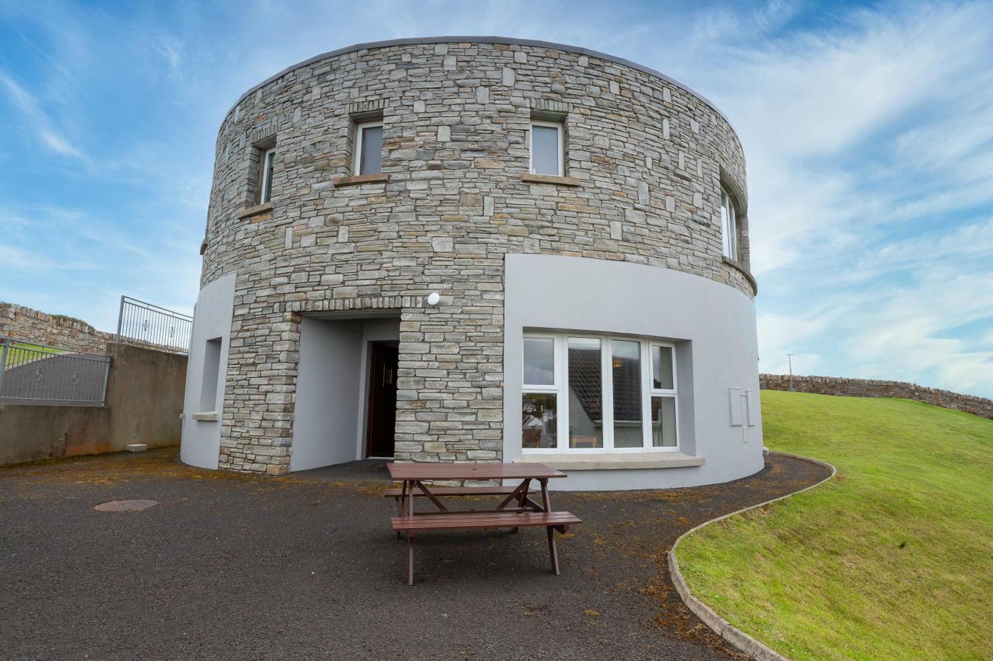 Downings Coastguard Cottages - Type B-E 외부 사진